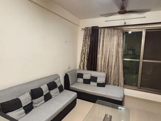 Rental | 2.5 BHK + 1100 Sq.Ft. Apartment in Neelkanth Greens