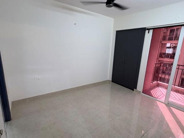 Rental | 2.5 BHK 1100 Sq.Ft. Apartment in Signature The Millennia 3