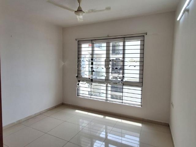 Rental | 2.5 BHK 1125 Sq.Ft. Apartment in Cybercity Marina Skies