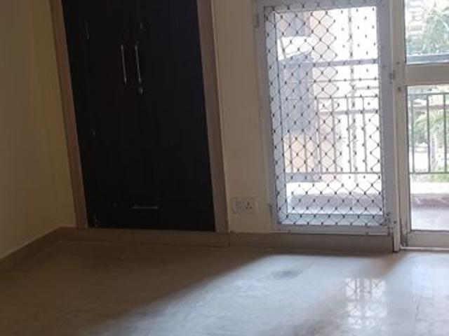 Rental | 2.5 BHK + 1150 Sq.Ft. Apartment in Aims Golf City