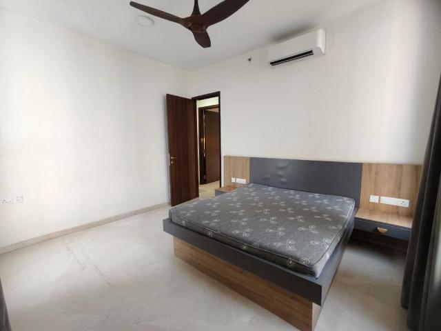 Rental | 2.5 BHK + 1150 Sq.Ft. Apartment in Piramal Vaikunth