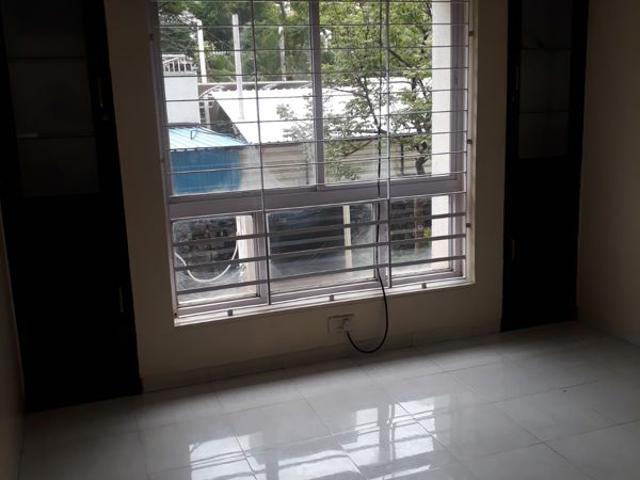 Rental | 2.5 BHK + 1200 Sq.Ft. Apartment in Clover Heights