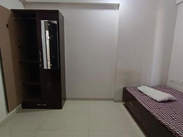 Rental | 2.5 BHK 1200 Sq.Ft. Apartment in Runal Spacio