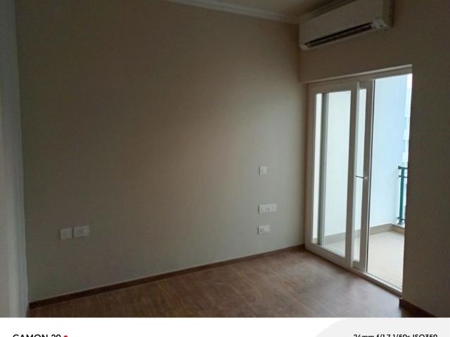 Rental | 2.5 BHK + 1210 Sq.Ft. Apartment in Central Park Cerise Suites