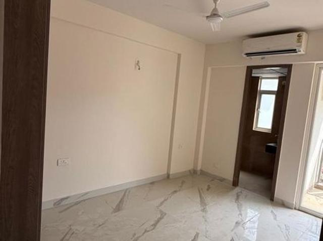 Rental | 2.5 BHK + 1210 Sq.Ft. Apartment in Smart World Gems