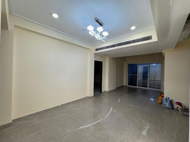 Rental | 2.5 BHK + 1250 Sq.Ft. Apartment in Mahagun Moderne