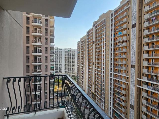 Rental | 2.5 BHK + 1250 Sq.Ft. Apartment in Omaxe Hazratganj Residency