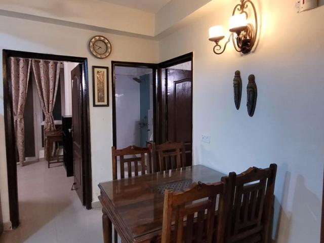 Rental | 2.5 BHK + 1265 Sq.Ft. Apartment in Aims Golf City