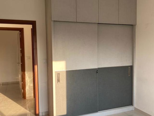 Rental | 2.5 BHK + 1350 Sq.Ft. Apartment in LnT Raintree Boulevard