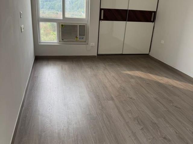 Rental | 2.5 BHK + 1425 Sq.Ft. Apartment in Silverglades The Melia
