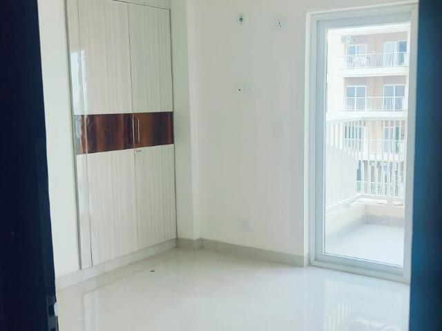 Rental | 2.5 BHK + 1457 Sq.Ft. Apartment in Eldeco Accolade