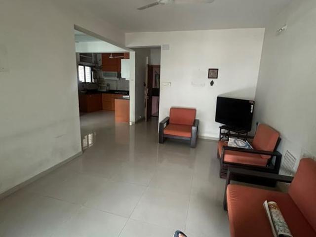 Rental | 2.5 BHK + 1450 Sq.Ft. Apartment in Oakwood Hills