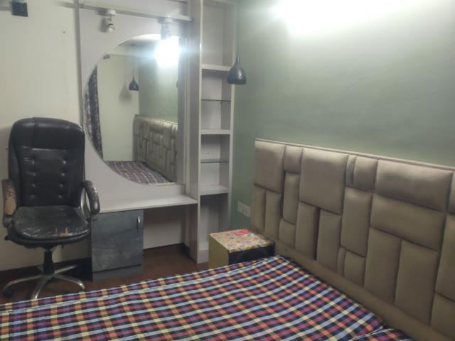 Rental | 2.5 BHK + 1500 Sq.Ft. Apartment in Arun Vihar