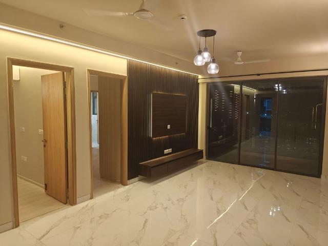 Rental | 2.5 BHK + 1516 Sq.Ft. Apartment in M3M Heights