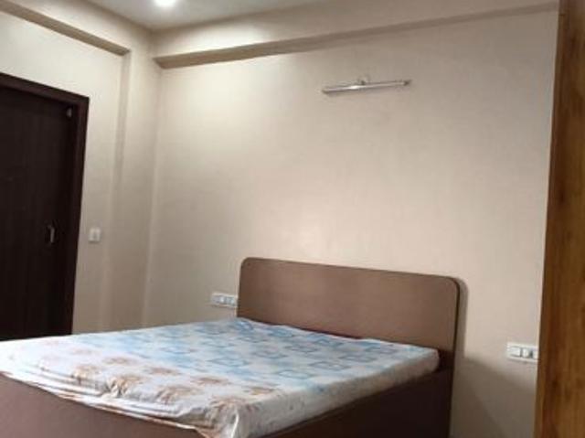 Rental | 2.5 BHK 1650 Sq.Ft. Apartment in Raj One Good Earth