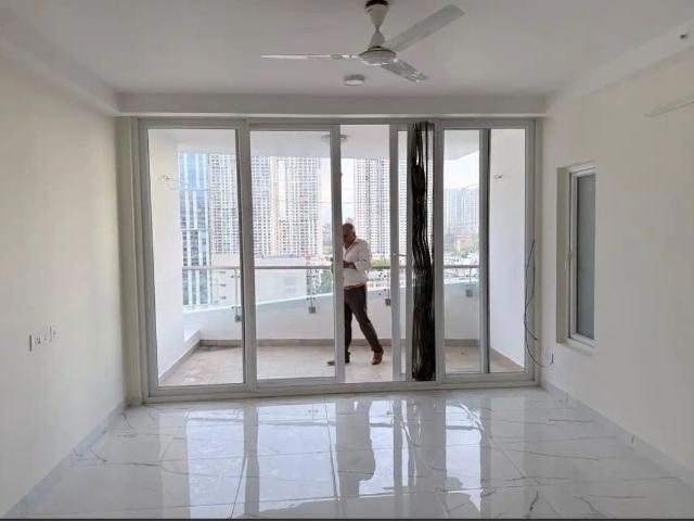 Rental | 2.5 BHK 1740 Sq.Ft. Apartment in Mantri Manyata Lithos