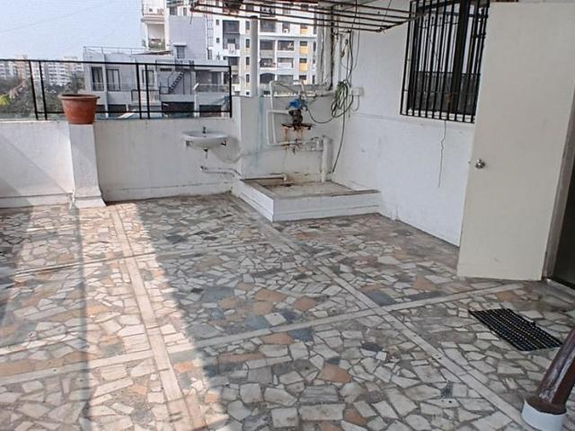 Rental | 2.5 BHK + 1800 Sq.Ft. Apartment in Ravetkar Himanshu