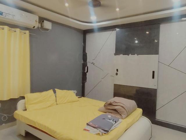 Rental | 2.5 BHK 2125 Sq.Ft. Apartment in Lahari Harivillu
