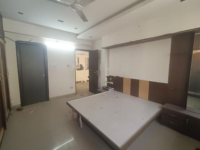 Rental | 2.5 BHK 2313 Sq.Ft. Apartment in Gayatri Mansion