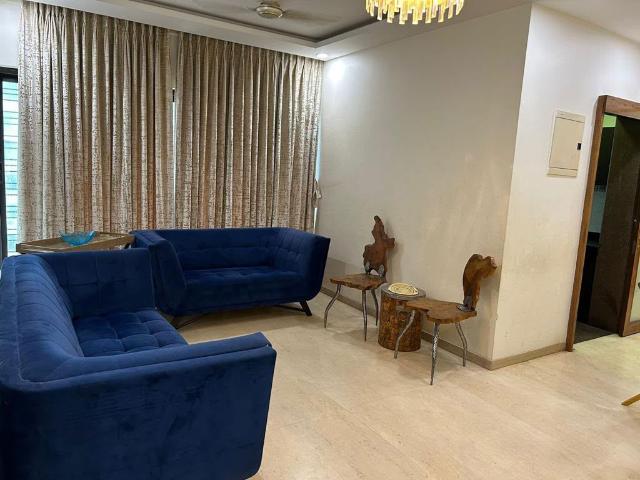 Rental | 2.5 BHK + Basement 1100 Sq.Ft. Apartment in Kalpataru Estate Mumbai
