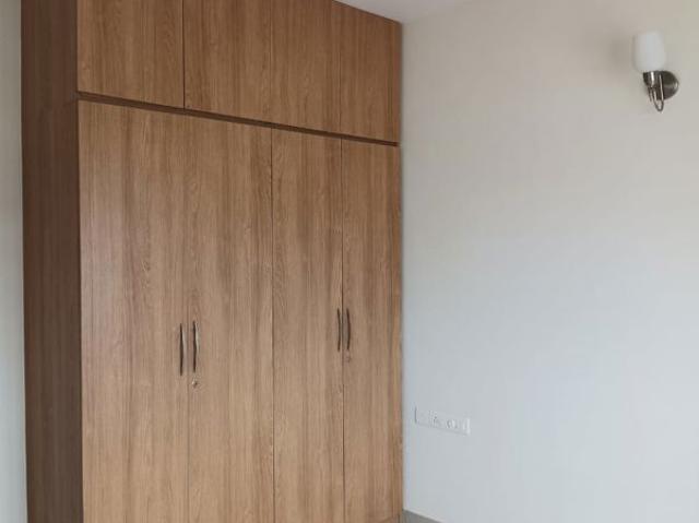 Rental | 2.5 BHK + Basement 1370 Sq.Ft. Apartment in Prestige Kew Gardens