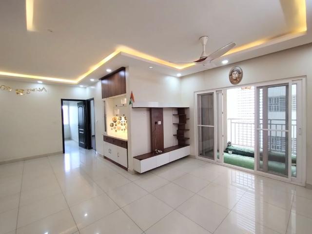 Rental | 2.5 BHK + Basement 1590 Sq.Ft. Apartment in Shriram Luxor