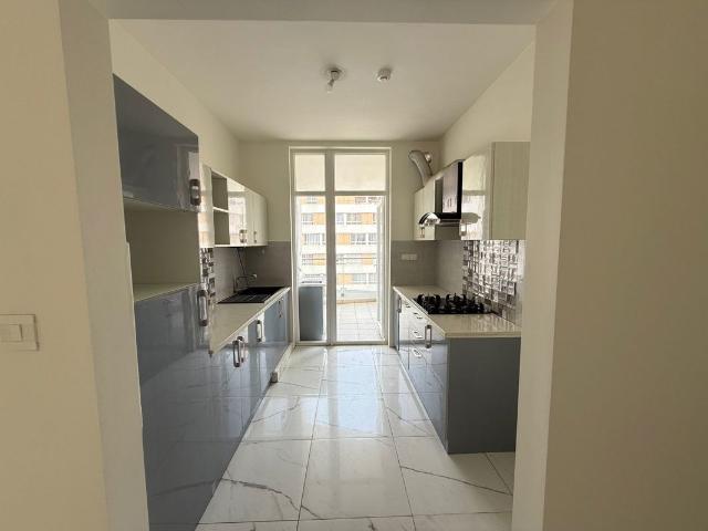 Rental | 2.5 BHK + Basement 1780 Sq.Ft. Apartment in Mantri Manyata Lithos