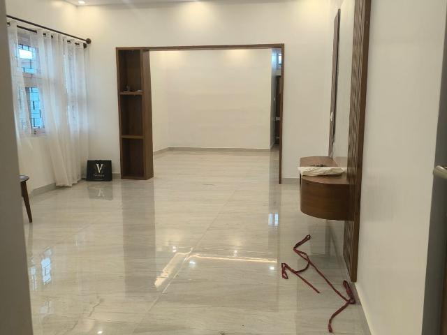 Rental | 2.5 BHK + Basement 2800 Sq.Ft. Apartment in Geetanjili Indira