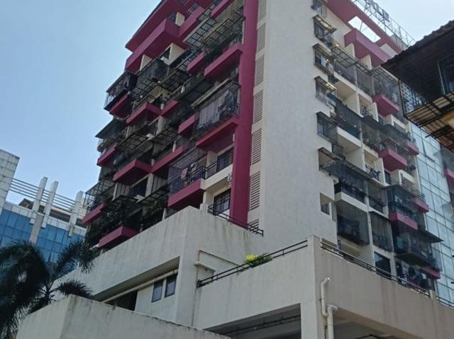 Rental | 2.5 BHK + Extra Room 1285 Sq.Ft. Apartment in Shah Royale