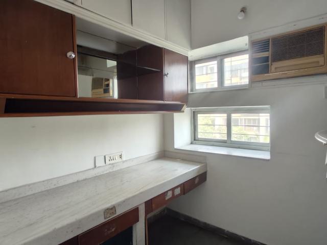 Rental | 2.5 BHK + Extra Room 850 Sq.Ft. Apartment in Pawar Nagar