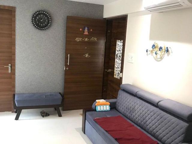 Rental | 2.5 BHK + Extra Room 800 Sq.Ft. Apartment in Saheel ITrend Homes