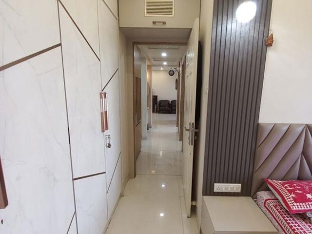Rental | 2.5 BHK + Pooja Room,Extra Room 780 Sq.Ft. Apartment in Vijay Orovia