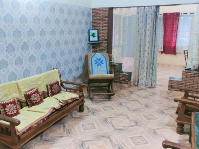 Rental | 2.5 BHK + Pooja Room,Servant Room,Study Room,Extra Room,Store Room 1600 Sq.Ft. Apartment in Viman Nagar