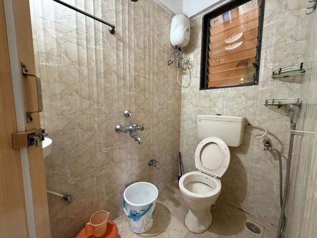 Rental | 2.5 BHK + Pooja Room 1600 Sq.Ft. Apartment in Rattan Icon
