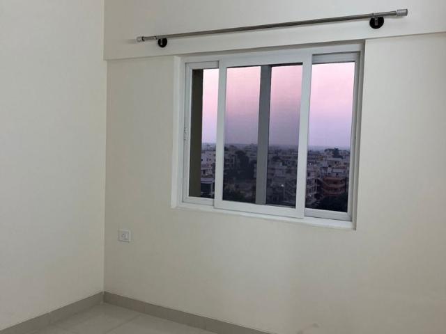 Rental | 2.5 BHK + Pooja Room 1800 Sq.Ft. Apartment in Salarpuria Sattva Park Cubix
