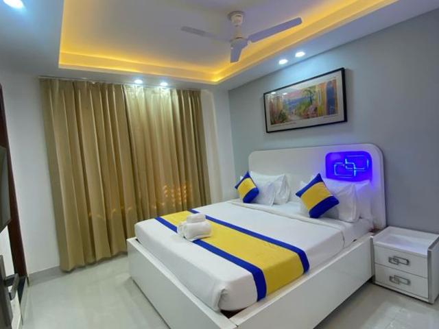 Rental | 2.5 BHK + Pooja Room 1345 Sq.Ft. Apartment in DLF Cyber Park