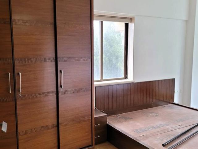 Rental | 2.5 BHK + Prayer Room 750 Sq.Ft. Apartment in Bandra West