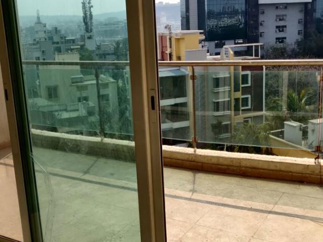 Rental | 2.5 BHK + Servant Room 1000 Sq.Ft. Apartment in Aashish Nandanvan