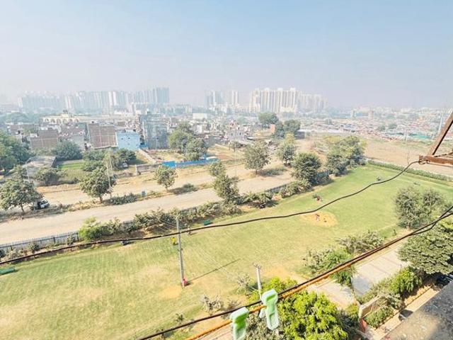 Rental | 2.5 BHK + Servant Room 1400 Sq.Ft. Apartment in Godrej Eternia
