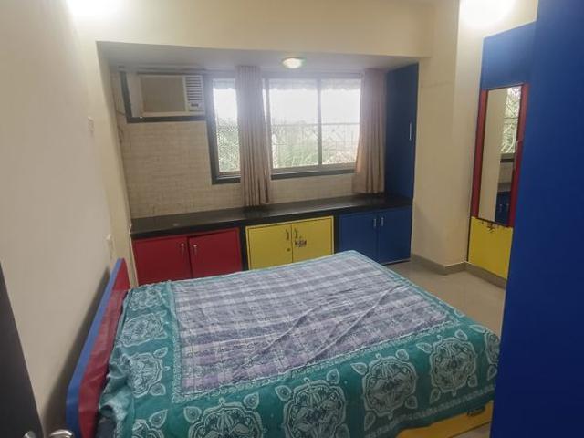 Rental | 2.5 BHK + Servant Room,Study Room 1200 Sq.Ft. Apartment in Seawoods Sector 42A