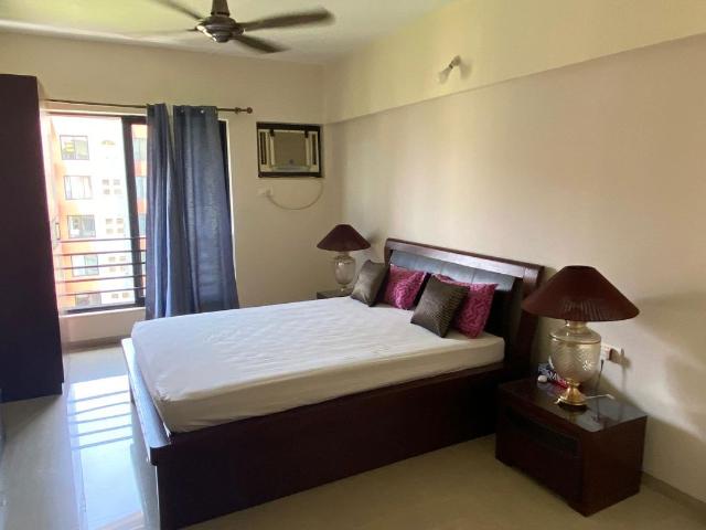 Rental | 2.5 BHK + Store Room 1500 Sq.Ft. Apartment in Mhada Colony