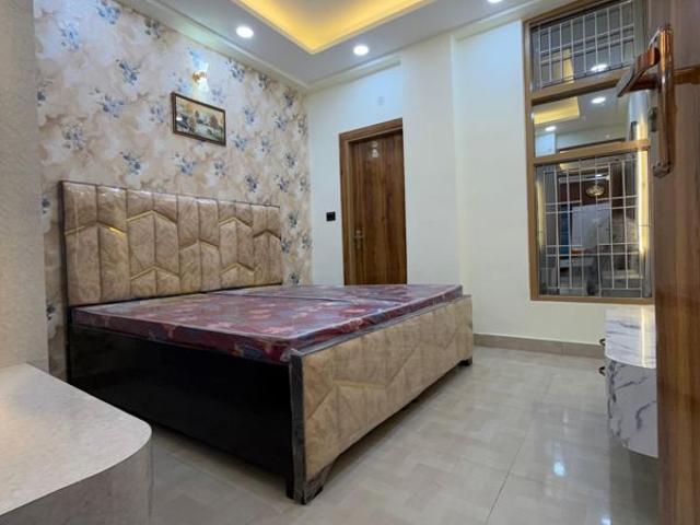 Rental | 2.5 BHK + Store Room 1170 Sq.Ft. Apartment in M R Platinum 321