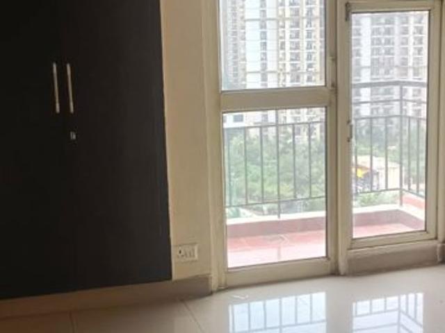 Rental | 2.5 BHK + Study Room,Basement 1150 Sq.Ft. Apartment in Aims Golf City