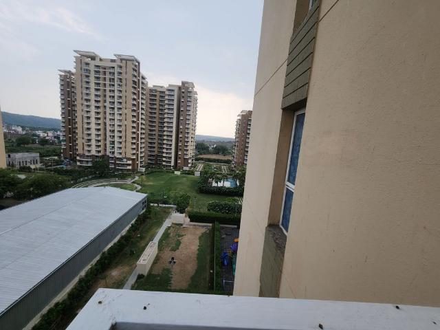 Rental | 2.5 BHK + Study Room 1452 Sq.Ft. Apartment in Eldeco Accolade