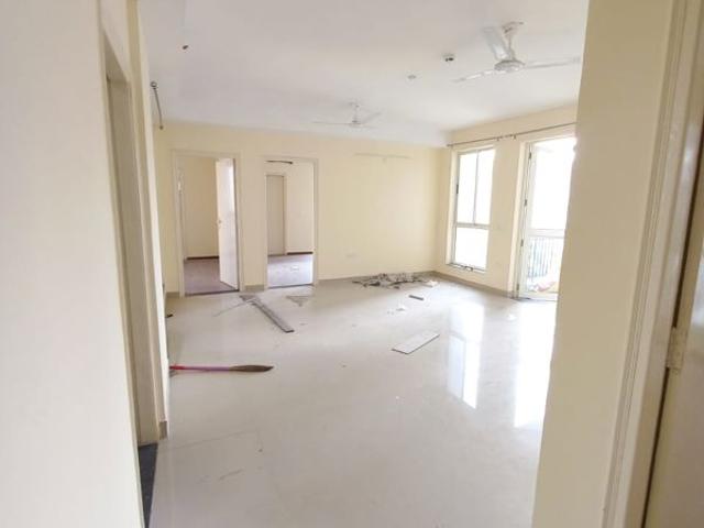 Rental | 2.5 BHK + Study Room 1578 Sq.Ft. Apartment in Imperia Esfera