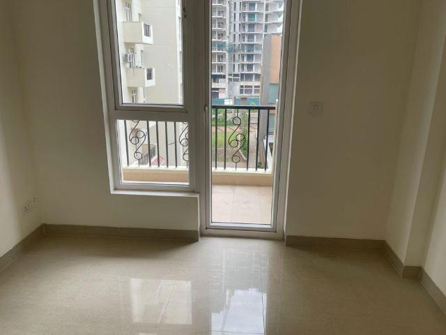 Rental | 2.5 BHK + Study Room 1020 Sq.Ft. Apartment in Emaar Emerald Estate