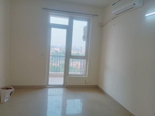 Rental | 2.5 BHK + Study Room 1040 Sq.Ft. Apartment in Emaar Emerald Estate
