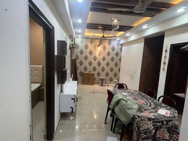 Rental | 2.5 BHK + Study Room 1085 Sq.Ft. Apartment in Nimbus The Golden Palm