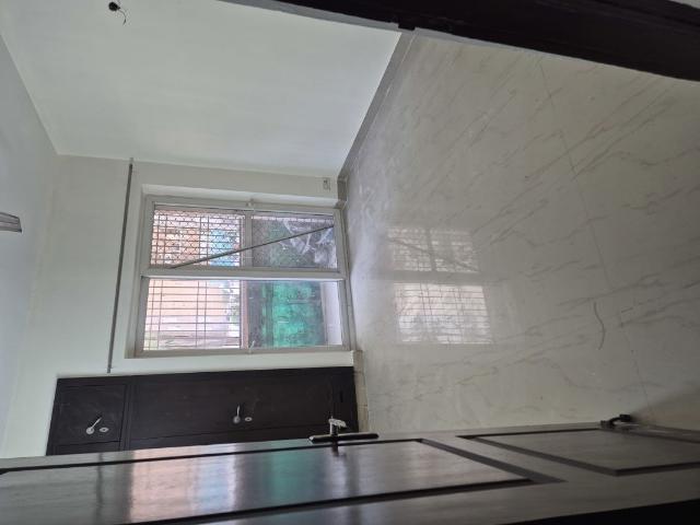 Rental | 2.5 BHK + Study Room 1105 Sq.Ft. Apartment in Nimbus The Hyde park