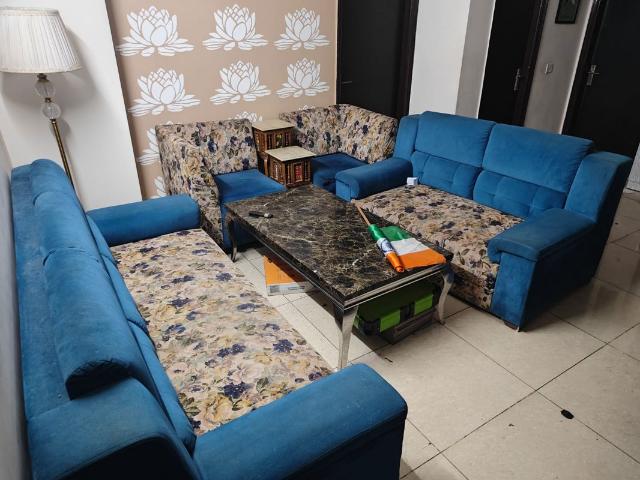 Rental | 2.5 BHK + Study Room 1190 Sq.Ft. Apartment in Express Zenith